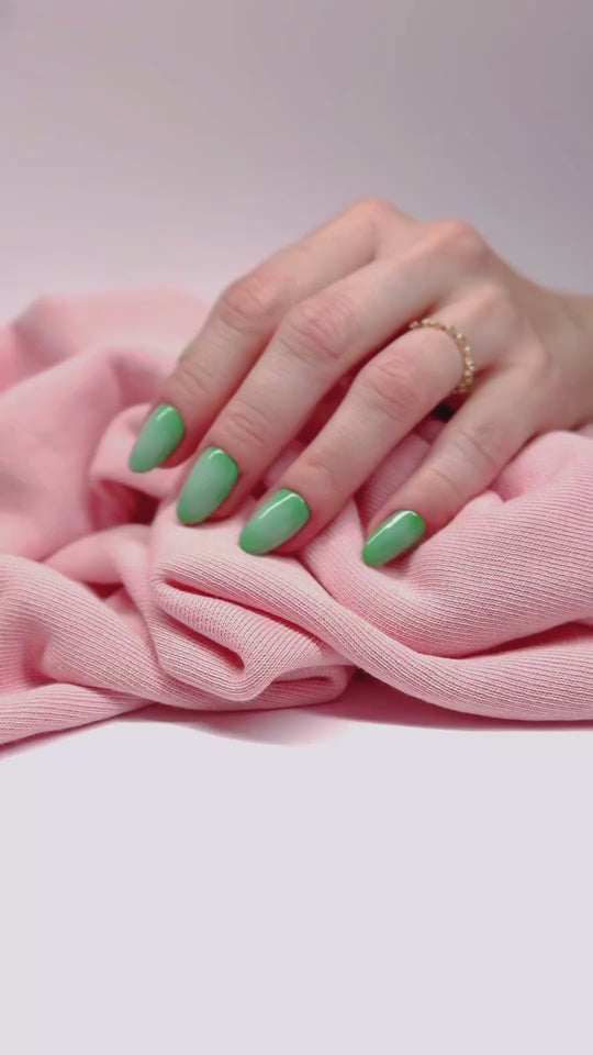 GREEN ADDICTION